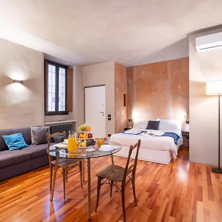 Il Garbo And Apartment Verona